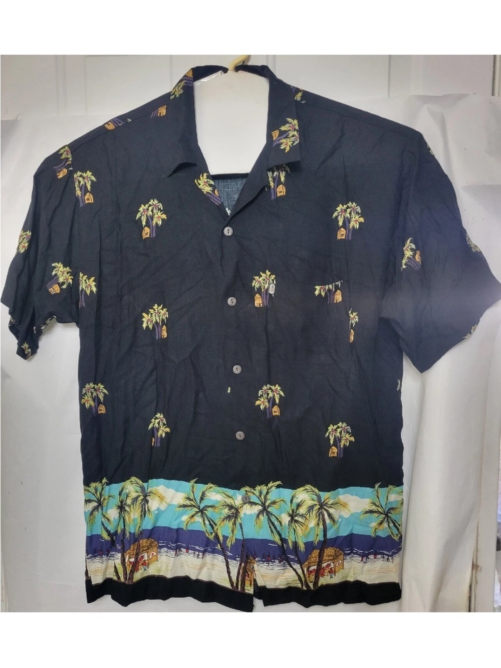 Men's Black Palm-Print Short-Sleeve Button-Down Shirt